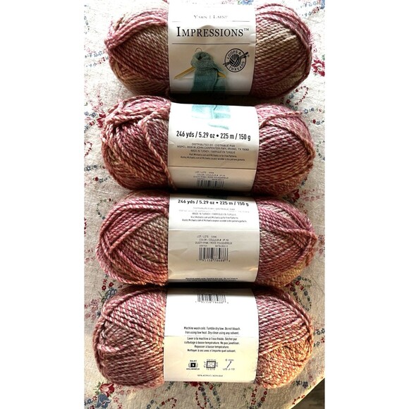 4 Skeins Loops & Threads Impressions Yarn- Dusty Rose 5.29 oz Bulky Acrylic - Picture 1 of 5